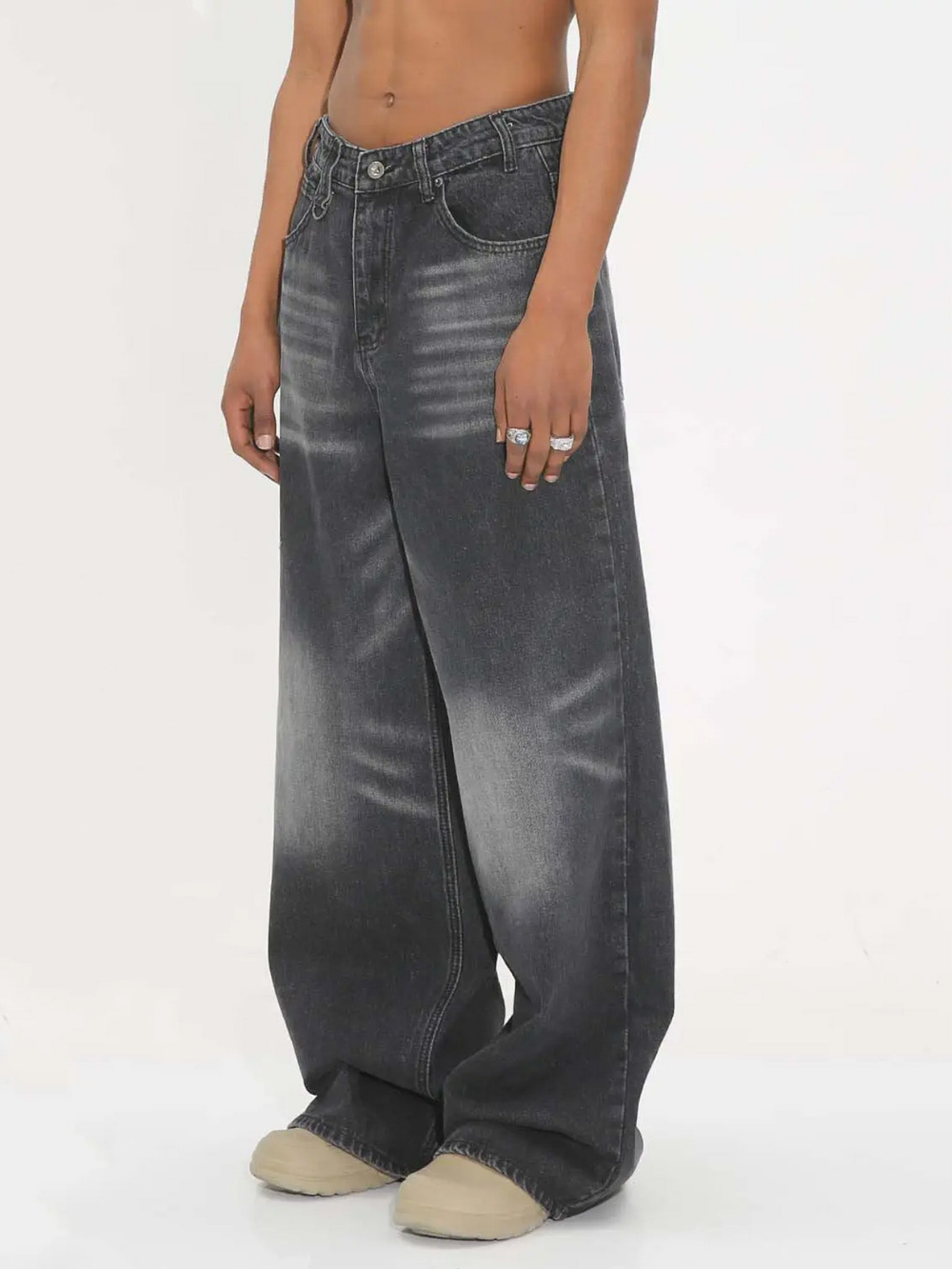 Noir Jeans